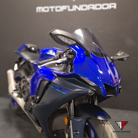 Yamaha R1