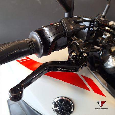 YAMAHA MT09