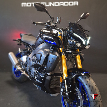 YAMAHA MT-10