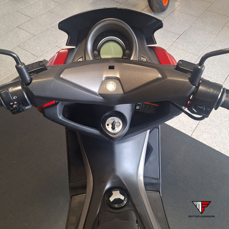 Yamaha NMax 125