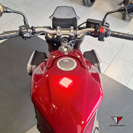 Honda CB 650 R